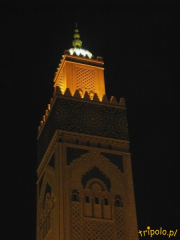Minaret Meczetu Hasana II w Casablance w Maroku