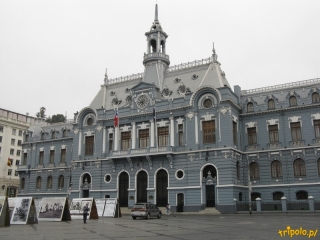 Chile, Valparaiso - Plaza Sotomayor