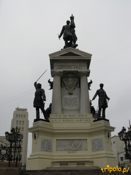 Chile, Valparaiso - Plaza Sotomayor - pomnik