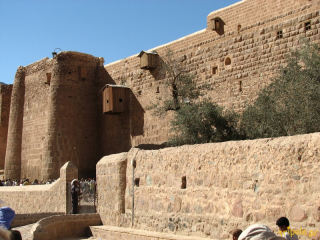 Wejście do klasztoru św. Katarzyny na Synaju w Egipcie
