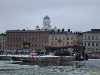 Widok na Helsinki od strony Zatoki Fińskiej.