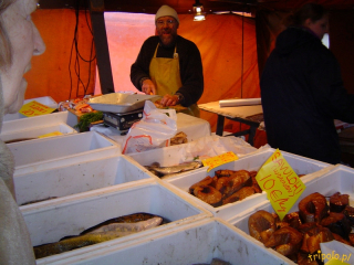 Targ rybny w Helsinkach