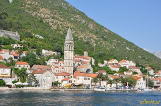 Boka Kotorska - miasto Perast od strony wody