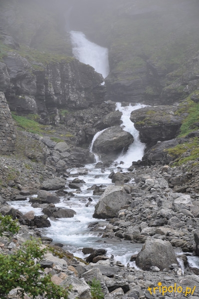 Norwegia, wodospad przy Trollstigen