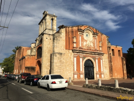 Santo Domingo - Convento de los Dominicos. Kościół i klasztor Dominikanów jest jednym z najstarszych zachowanych, budynków wzniesionych przez Europejczyków na kontynencie amerykańskim.