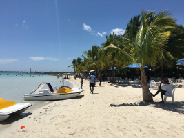Boca Chica - rajska plaża w okolicy Santo Domingo